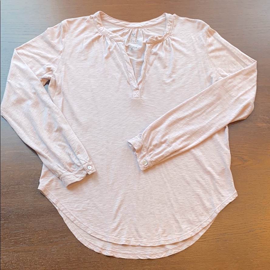 Women’s Velvet Brand Size Small Blouse